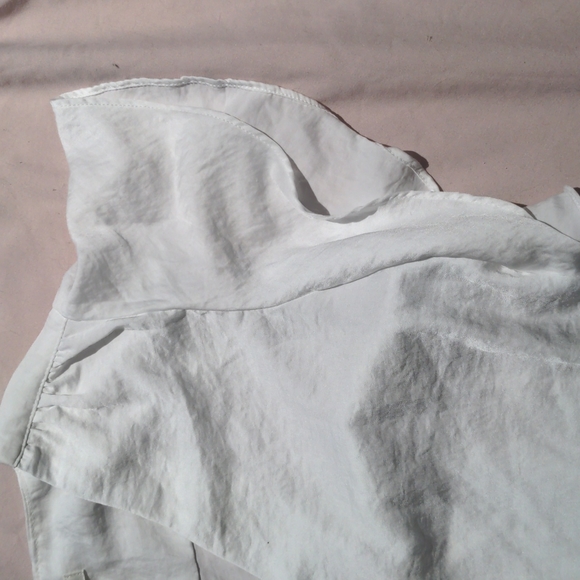 White dress tops - Picture 3 of 4